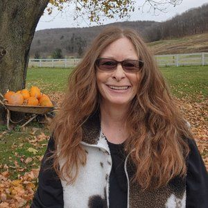 Meet your Posher, Nikki